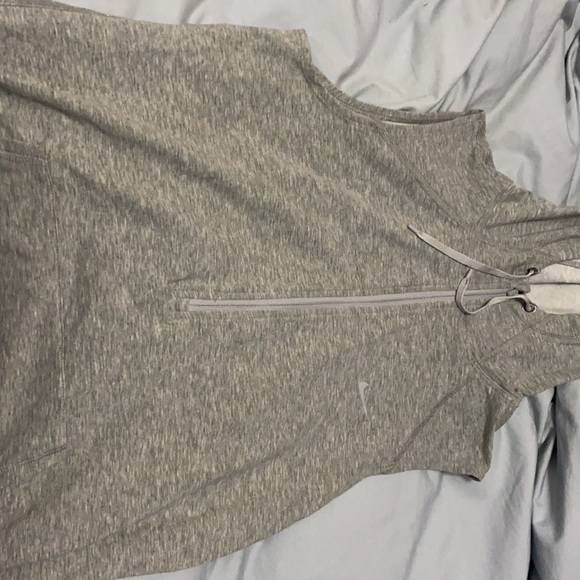 NIKE SWEATER VEST - Picture 2 of 4